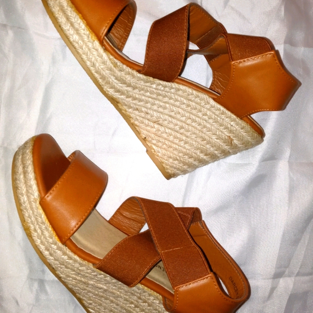Women's cognac woven heel wedge